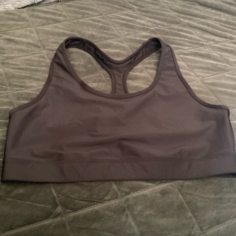 Old Navy power soft sports bra, new with tags